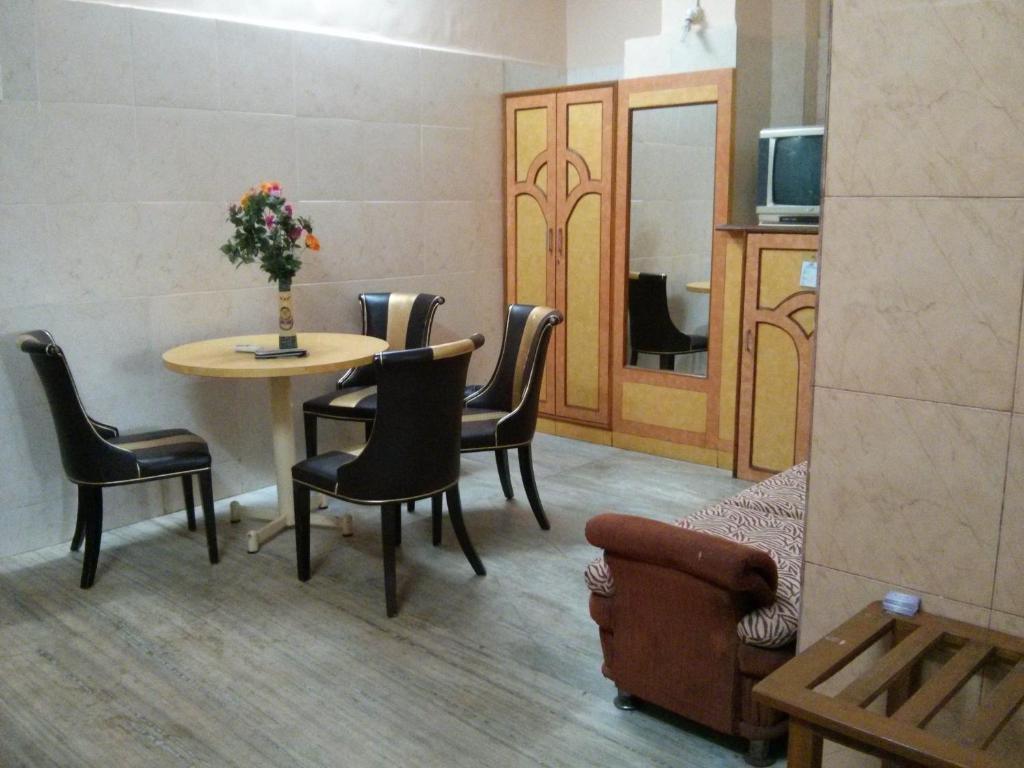 Pali Beach Resort Malad Экстерьер фото