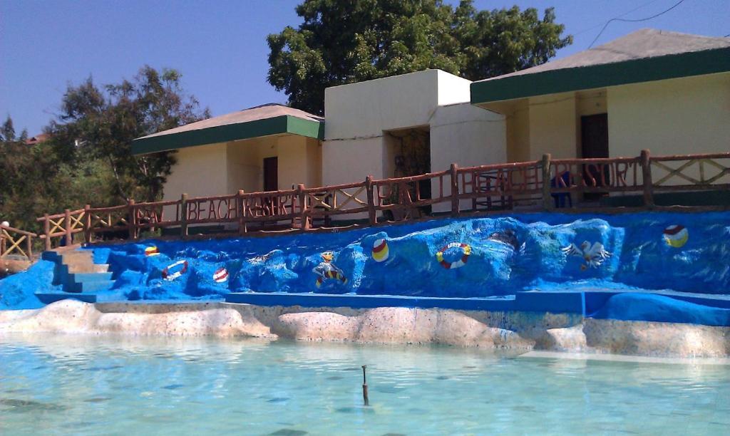 Pali Beach Resort Malad Экстерьер фото