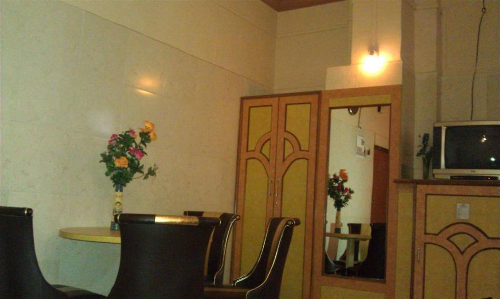 Pali Beach Resort Malad Экстерьер фото