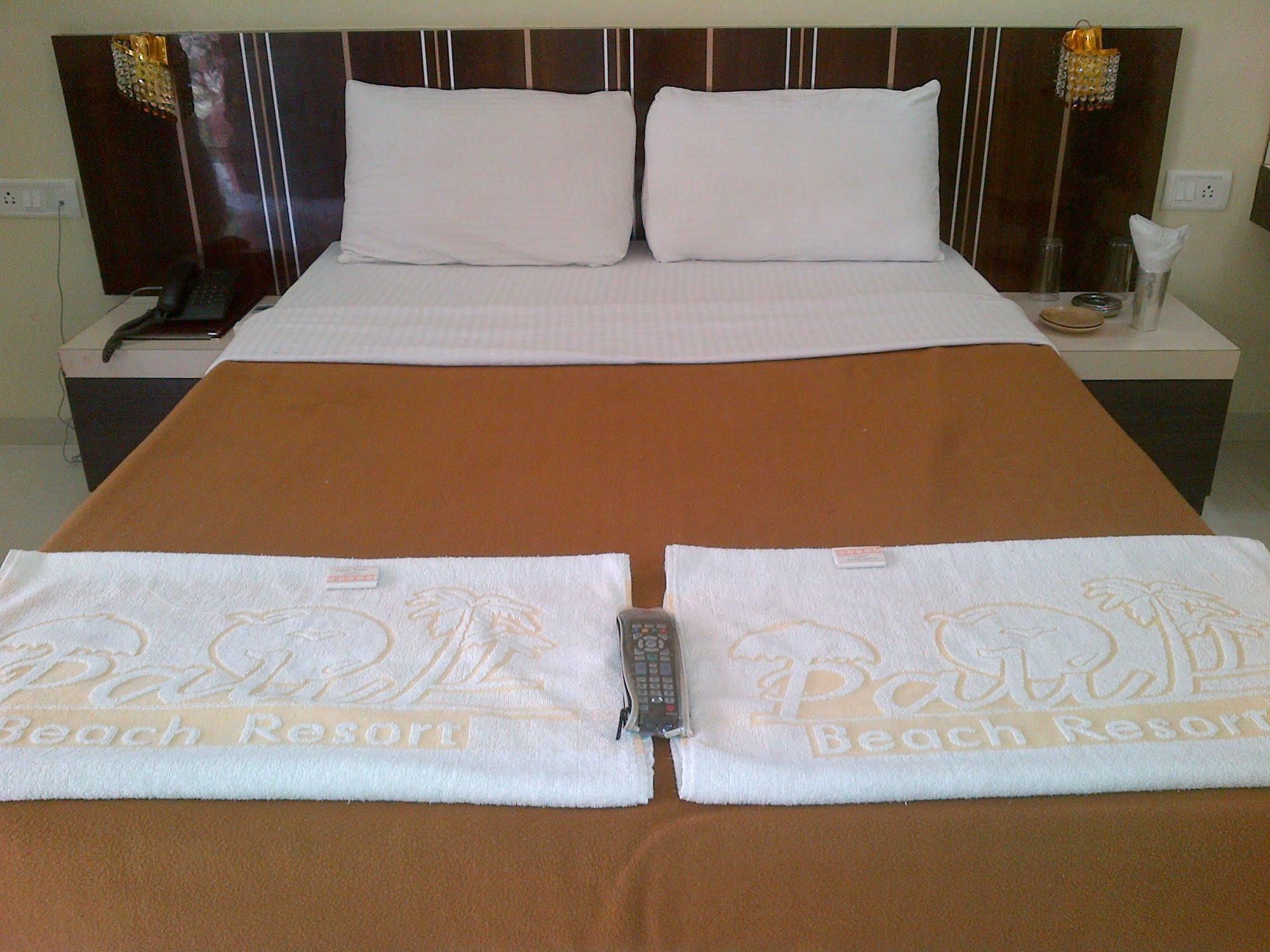Pali Beach Resort Malad Экстерьер фото