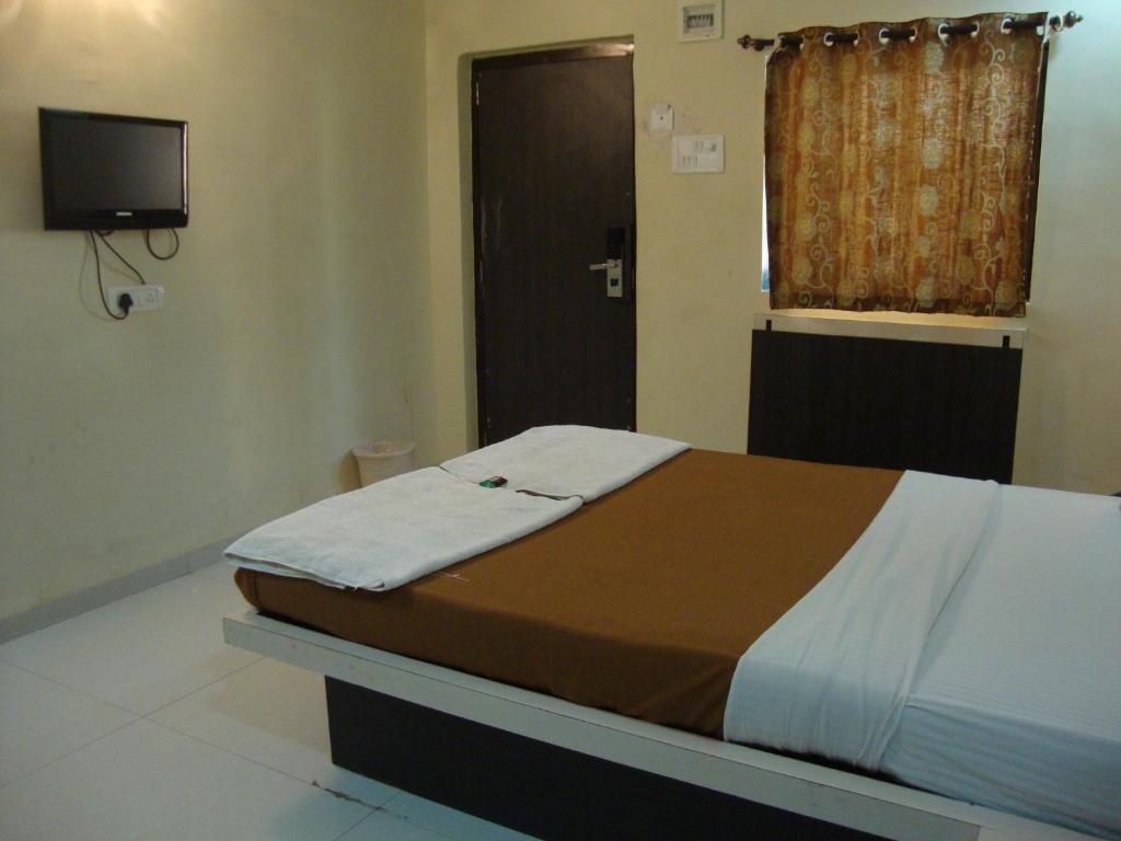 Pali Beach Resort Malad Номер фото